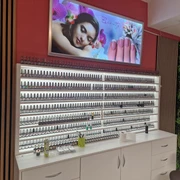 Viet_Nails_Katrin_Jester (1).jpg