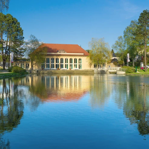Festhalle Bad Brambach im Frühling