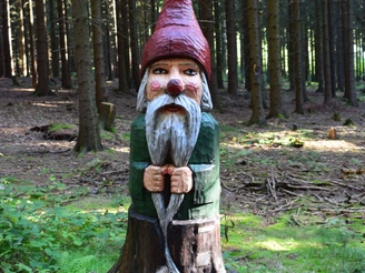 Zwerg am Waldgeisterweg