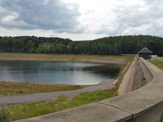 Staumauer Dörnthaler Teich