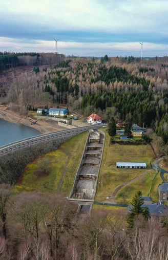 Staumauer Talsperre Klingenberg