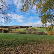 Blick auf Eubabrunn im Herbst