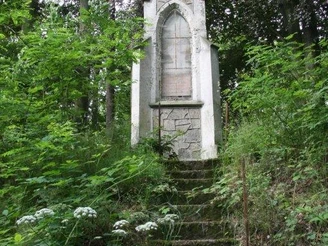 Denkmal des verschwundenen Siegesdorfs