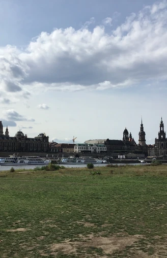 Blick auf die Altstadtkulisse