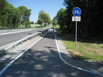 Brücke über die Strecke der Erzgebirgsbahn