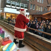 Geschenkeversteigerung.jpg