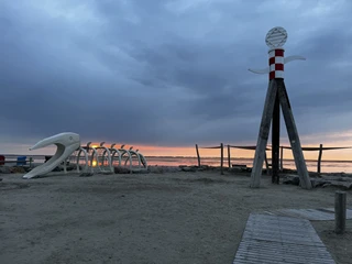 Wasserspielplatz Neßmersiel Sonnenuntergang