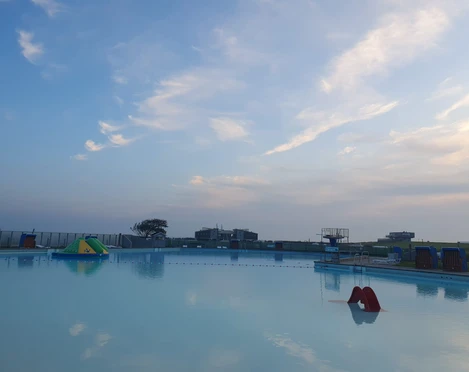 Meerwasser Freibad Dornumersiel Morgens