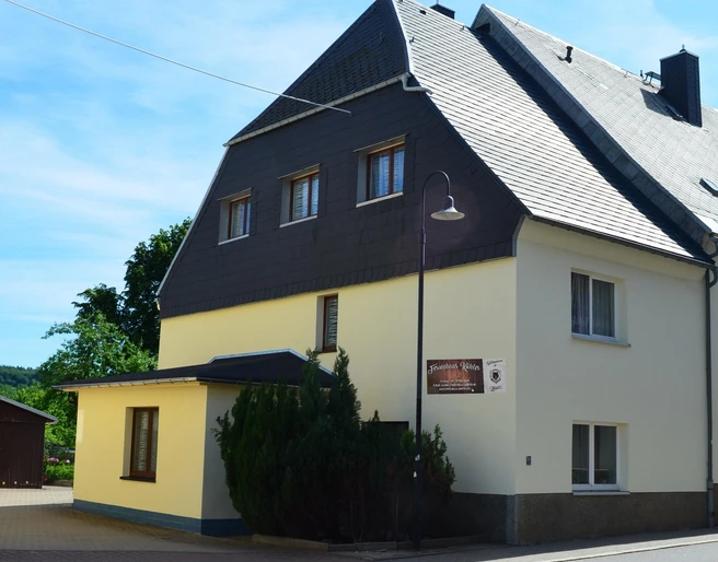 Aussenansicht - Einfahrt