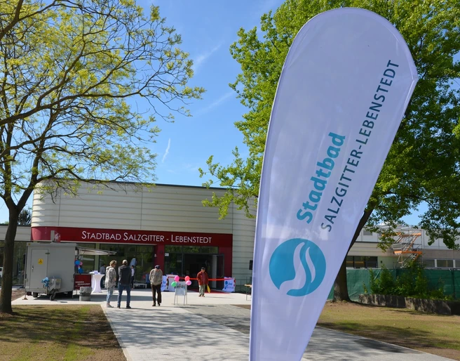 Eingang Stadtbad Salzgitter-Lebenstedt