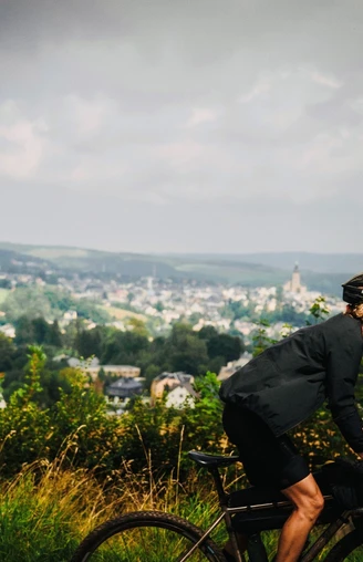 Gravelbike Türmertour Westerzgebirge - Blick auf Schneeberg