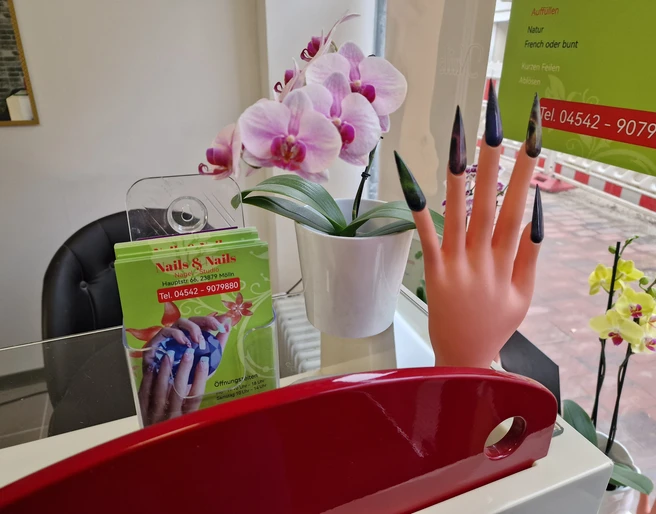 nails and nails