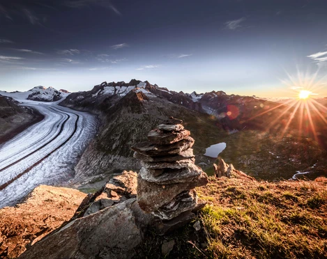 Aletschgletscher-Panorama-Sonnenaufgang-Aletsch-Arena-9-(c)Huber-Frederic.jpg