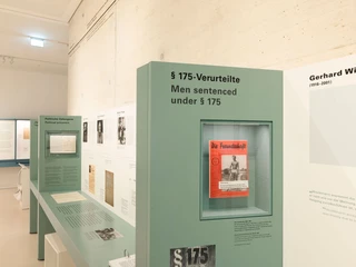 Gedenkstätte-JVA-WF-Ausstellung-175.jpg Ausstellungstafeln zu §175 Gefangenen
