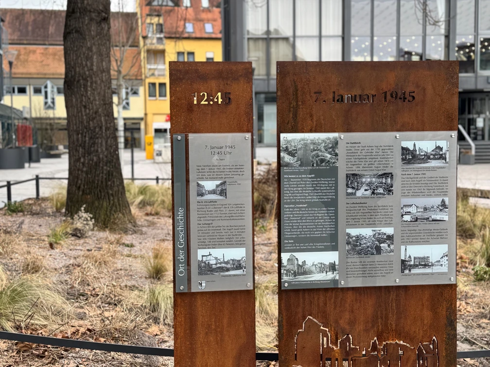 Stele Rathausplatz 1