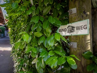 historischer-haeuserweg-boenigen-schild-rundgang.jpg