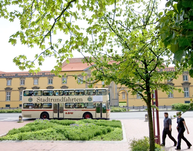 Stadtwerke Osnabrück - Stadtrundfahrten Stadtwerke Osnabrück - StadtrundfahrtenStadtwerke Osnabrück - City toursStadtwerke Osnabrück - Stadsrondleidingen
