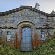 Bad-Driburg-Herste-Koerfer-Quelle-Bad-Driburger-Touristik-GmbH_kom.jpeg Haus der Koerfer Quelle in Herste.
