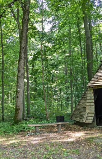 Stadtwald Hube_Märchenwald_Köhlerhütte Stadtwald Hube_Märchenwald_Köhlerhütte