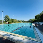 2024_JoWiese_50m Becken_© Event Werft GmbH_WEB.jpeg