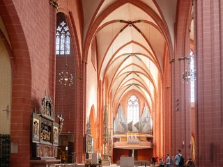 Dom