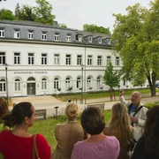 Stadtführung_Stahlbadehaus_hochaufgelöst©Stadt Bad Schwalbach, Fotografen Eschenauer & Franke.jpg