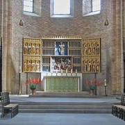 Konzert im Hohen Chor Dom Altar.JPG