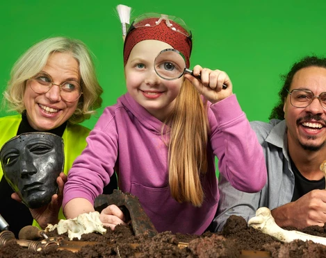 Bodenschätze-c-Museum Varusschlacht.jpg