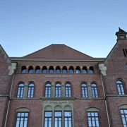 Samson-Schule-Wolfenbuettel.jpg Rotes Backsteingebäude
