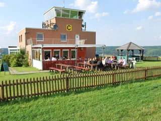 Tower (C) Flugplatz Bad Gandersheim e.V..JPG