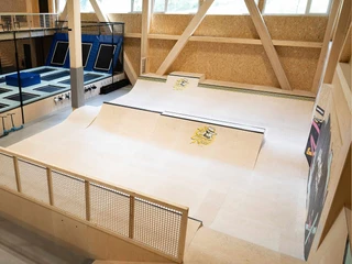paenda-freestylehalle-skater-trampolin-areal.jpg