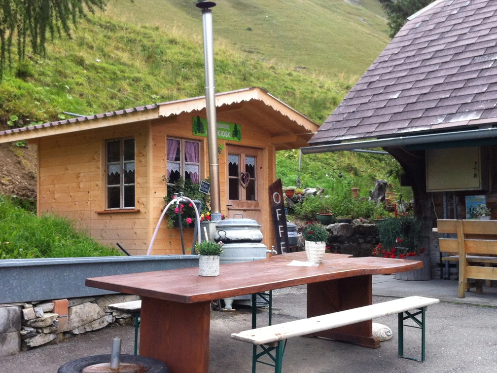 Kiosk_ansicht_Strasse