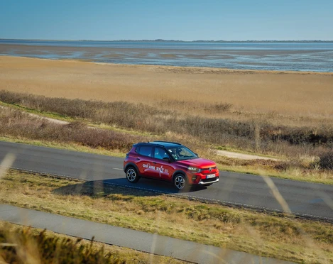 emobilitycenter-sylt-Citroen_e-C3_Elixir-Rot_(c)Citroën (2).jpeg