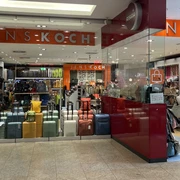 Jens Koch.JPG Taschenfachhandel Jens Koch in der City-Galerie Wolfsburg