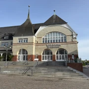 Alter Kursaal am Rathausplatz in Westerland