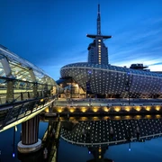 1000_Lichter-Langer-Klimahaus-bearb-hv-M.jpg