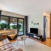 Photo, INSIDE, OUTSIDE