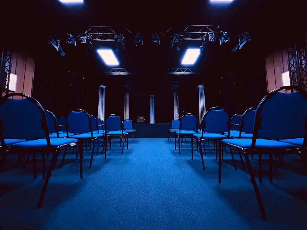 Salon-Theater Salon-Theater