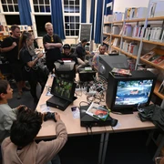 Retro gaming Treff_C_Lew Silber.jpg
