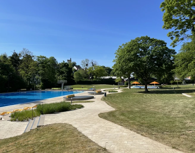 Freibad Bad Salzdetfurth.JPG