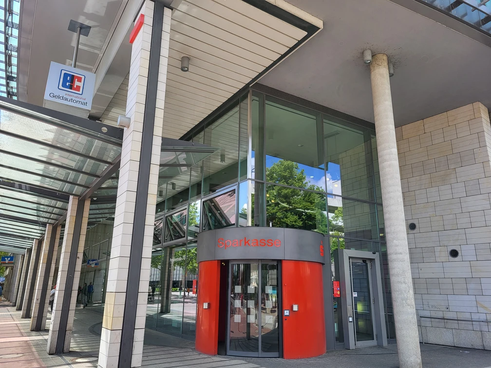 Filiale Porschestraße