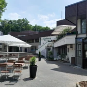 Außenansicht Kurhaus und Tourist Information Außenansicht Tourist Information
