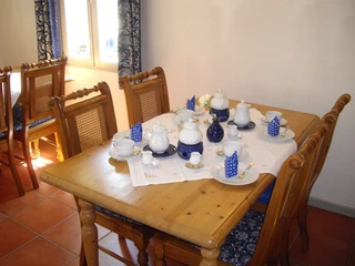 Café Burgwächterhaus_gedeckter_Tisch_©Jörg_Artschwager.JPG