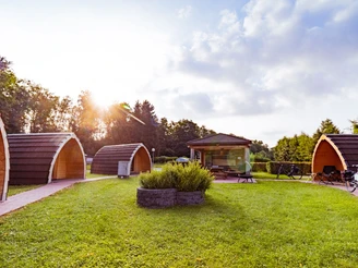 Campingplatz Regenbogen in Bad Gandersheim - Schlafhütten
