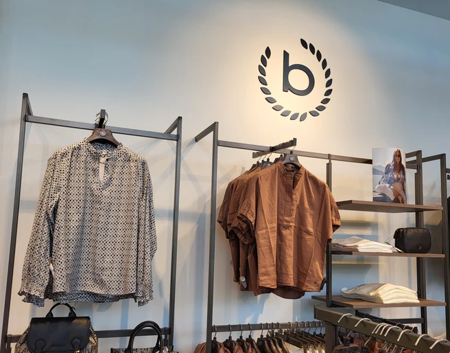 Bugatti Outlet Store