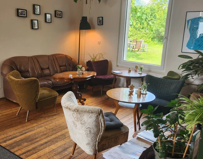 Sitzecke Nebenzimmer.jpg