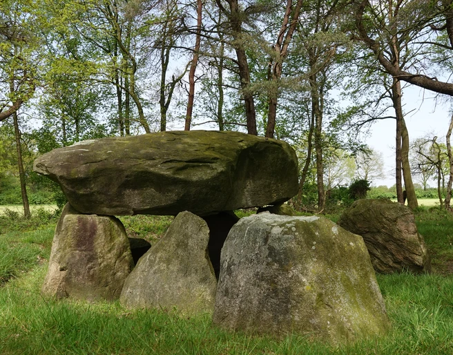 Großsteingräber bei Deymanns Mühle, Stavern ©Emsland Tourismus GmbH (4).jpg