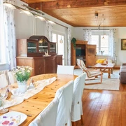 Wohnzimmer/Esszimmer