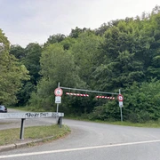 Parkplatz Mellbach.jpg