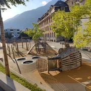 IMG20250818183723.jpg Bild vom Spielplatz Primarschule BrigPicture of the playground at Brig Primary SchoolPhoto de l'aire de jeux de l'école primaire de Brigue